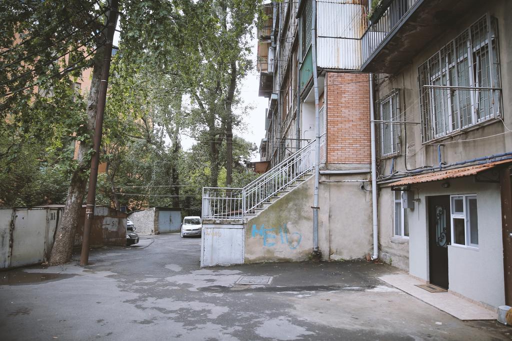 Apartment Serpoint Tbilisi Ngoại thất bức ảnh